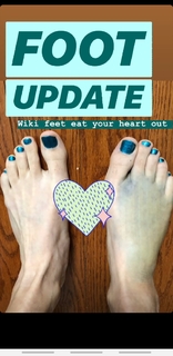 Julie Nolke feet photo thumbnail