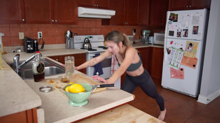 Julie Nolke feet photo thumbnail