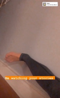 Julie Nolke feet photo thumbnail