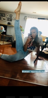 Julie Nolke feet photo thumbnail