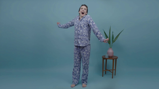 Julie Nolke feet photo thumbnail