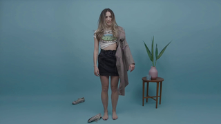 Julie Nolke feet photo thumbnail