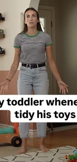 Julie Nolke feet photo thumbnail