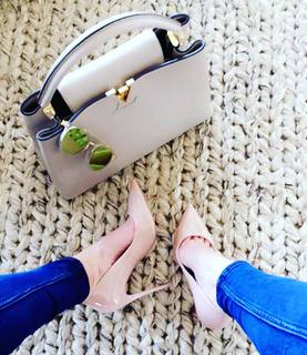 Julie Ricci feet photo 4