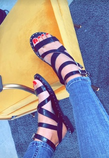Julie Ricci feet photo 1