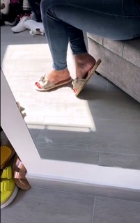 Julie Ricci feet photo 14