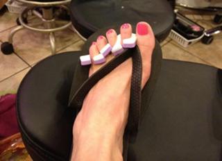 Julie Roberts feet photo 3