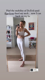 Julie Stewart-Binks feet photo 15