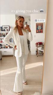 Julie Stewart-Binks feet photo 9
