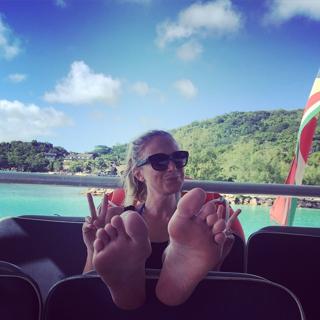 Julie Taton feet photo 18