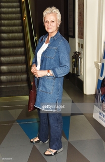 Julie Walters feet photo 15