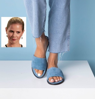 Julie Zangenberg feet photo 1