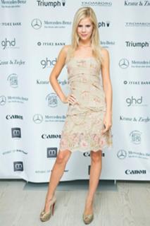 Julie Zangenberg feet photo 20