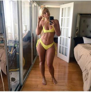 Julieanna Marie Goddard feet photo thumbnail