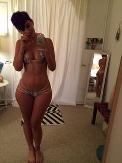 Julieanna Marie Goddard feet photo thumbnail