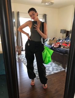 Julieanna Marie Goddard feet photo thumbnail