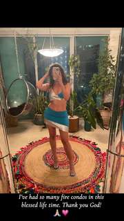 Julieanna Marie Goddard feet photo thumbnail