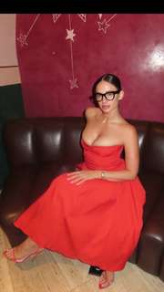 Julieanna Marie Goddard feet photo thumbnail