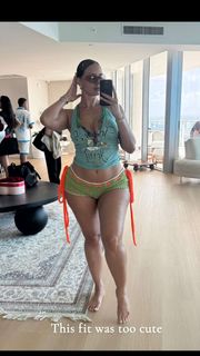 Julieanna Marie Goddard feet photo thumbnail