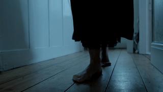 Juliet Aubrey feet photo 6
