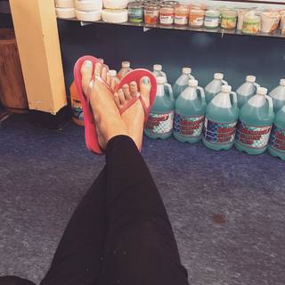 Juliet Huddy feet photo 3