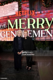 Juliet Mills feet photo 11