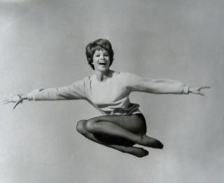 Juliet Prowse feet photo 9