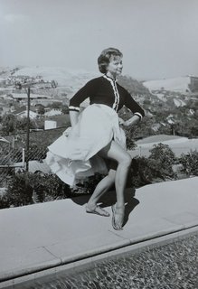 Juliet Prowse feet photo 10