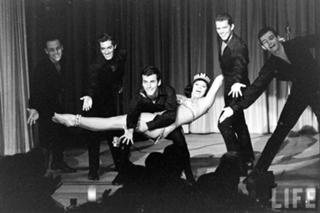 Juliet Prowse feet photo 10