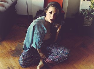 Julieta Nair Calvo feet photo 9