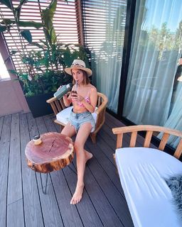 Julieta Nair Calvo feet photo 18