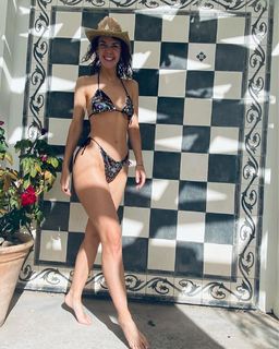 Julieta Nair Calvo feet photo 3