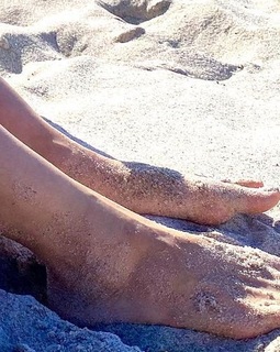 Julieta Nair Calvo feet photo 2
