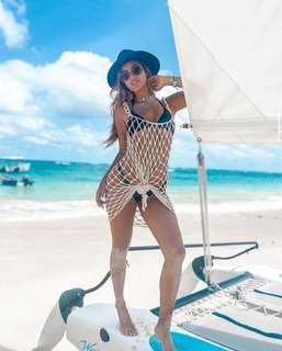 Julieta Poggio feet photo 10