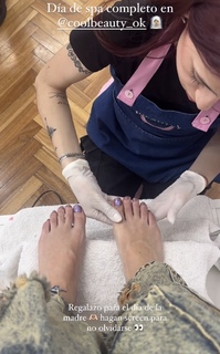 Julieta Poggio feet photo 1