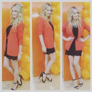 Julieta Prandi feet photo thumbnail