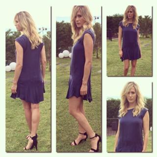 Julieta Prandi feet photo thumbnail