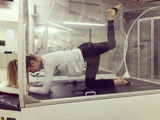 Julieta Prandi feet photo thumbnail