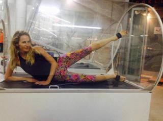 Julieta Prandi feet photo thumbnail