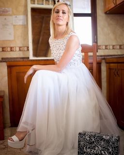 Julieta Prandi feet photo thumbnail