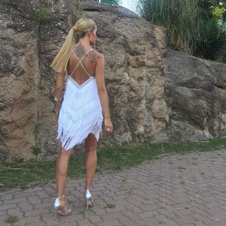 Julieta Prandi feet photo thumbnail