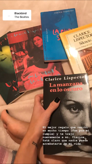 Julieta Prandi feet photo thumbnail