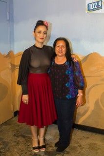 Julieta Venegas feet photo 9
