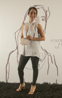 Julieta Venegas feet photo 11