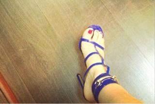 Julieta Venegas feet photo 9