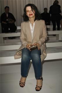 Juliette Binoche feet photo thumbnail