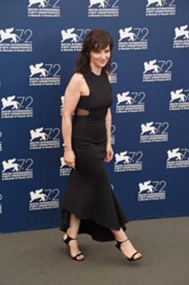 Juliette Binoche feet photo thumbnail