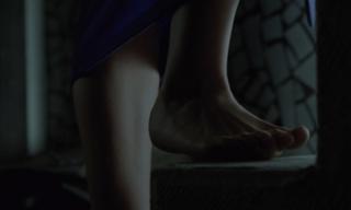 Juliette Binoche feet photo thumbnail