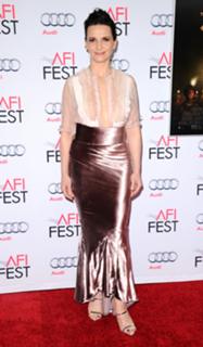 Juliette Binoche feet photo thumbnail