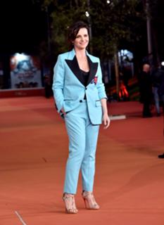 Juliette Binoche feet photo thumbnail